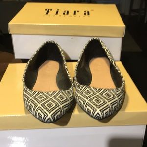 Pattern loft flats. Size 9